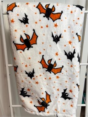 Halloween Bat Plush Throw Blanket